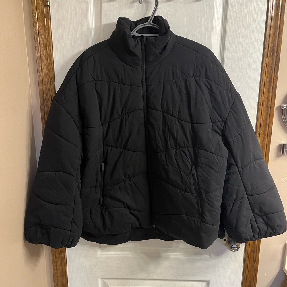 NWOT Lululemon Wave-Quilt Insulated Jacket Size 10 - Black - Picture 5 of 11